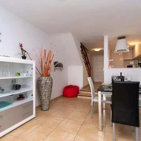 Parque Santiago Ii 228 - Two Bed * 플라야데라스아메리카스